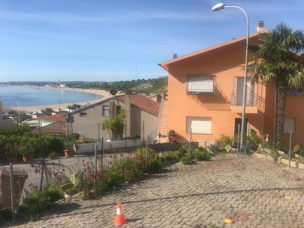 Casa Linda, A Due Passi Dal Mare Apartment Numana Exterior photo