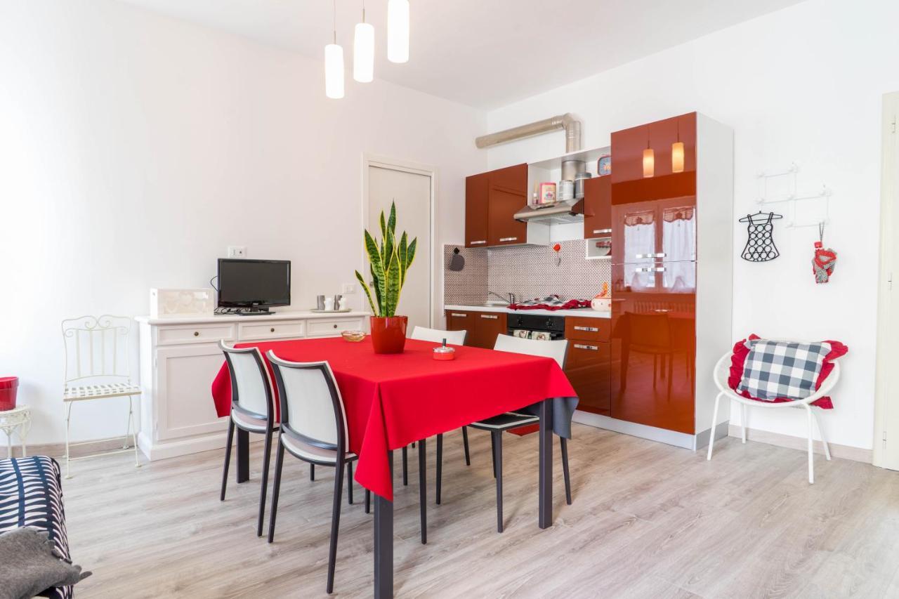 Casa Linda, A Due Passi Dal Mare Apartment Numana Exterior photo