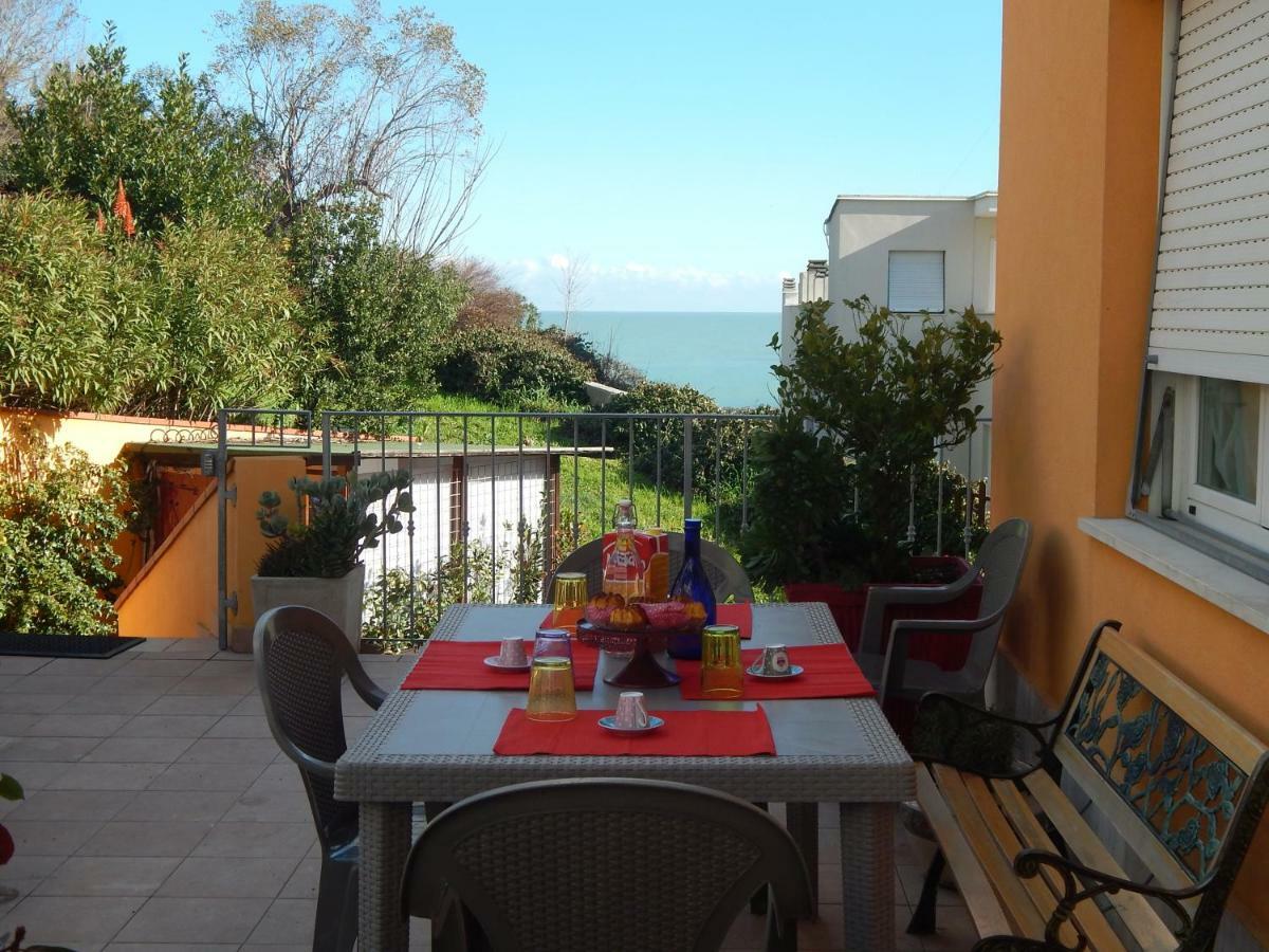 Casa Linda, A Due Passi Dal Mare Apartment Numana Exterior photo