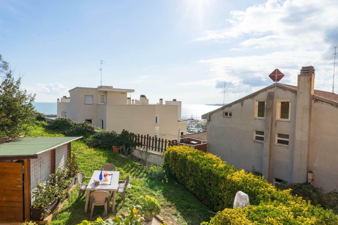 Casa Linda, A Due Passi Dal Mare Apartment Numana Exterior photo